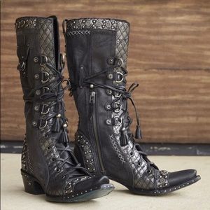 🎉 FLASH SALE 🎉 lane loaded  outrider boots studded distressed lace up  5 black